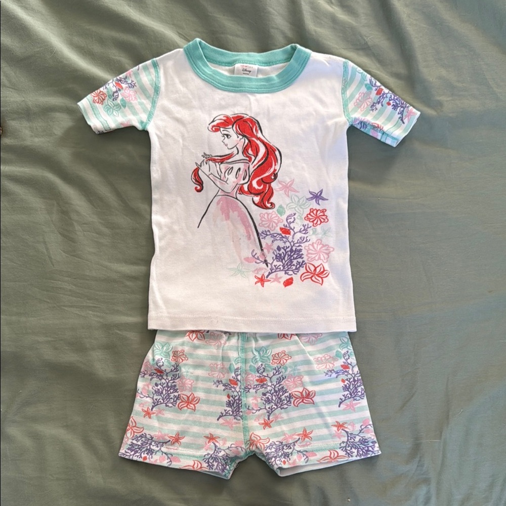 Girls Hanna Andersson size 4 pajamas